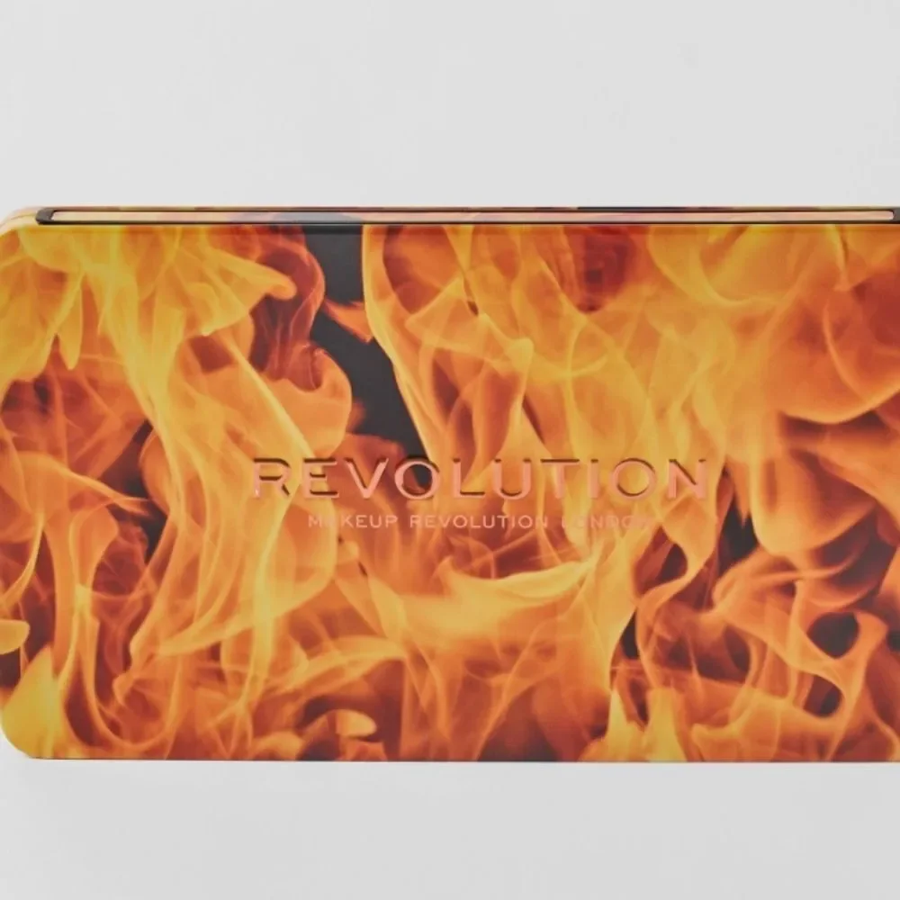 Revolution Beauty‎ Forever Flawless Eyeshadow Palette